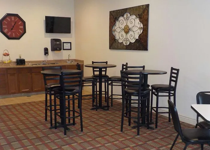 Surestay By Western Rend Hotel Whittington