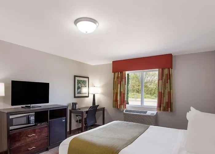 Surestay By Western Rend Hotel Whittington
