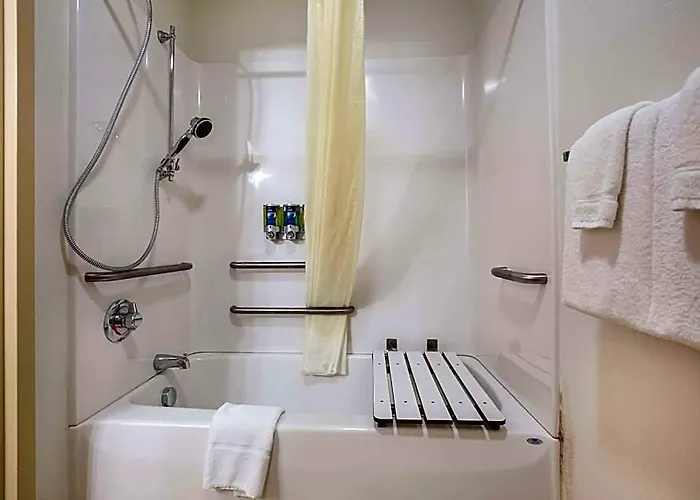 Surestay By Western Rend Hotel Whittington